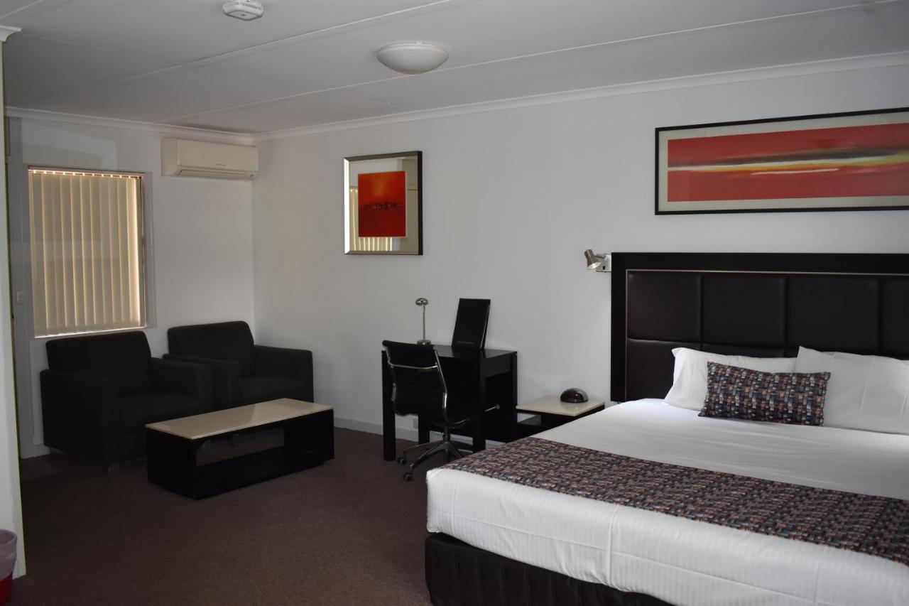 Roundhouse Motel Peterborough Kültér fotó